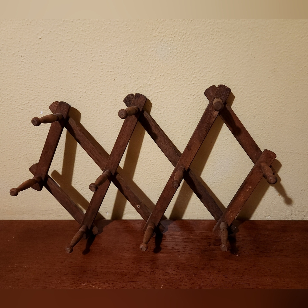 Vintage 1960's Adjustable Wooden Wall Rack Hooks - Picture 5 of 10